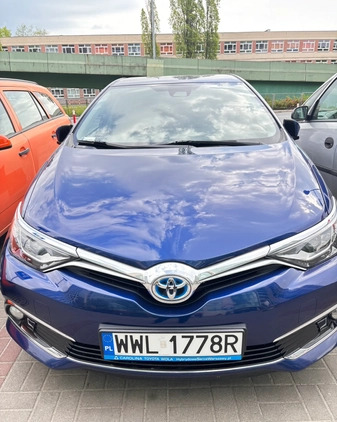 Toyota Auris cena 52000 przebieg: 74500, rok produkcji 2016 z Warszawa małe 79